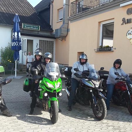 Gasthaus Am Brunnen Illerich Bagian luar foto