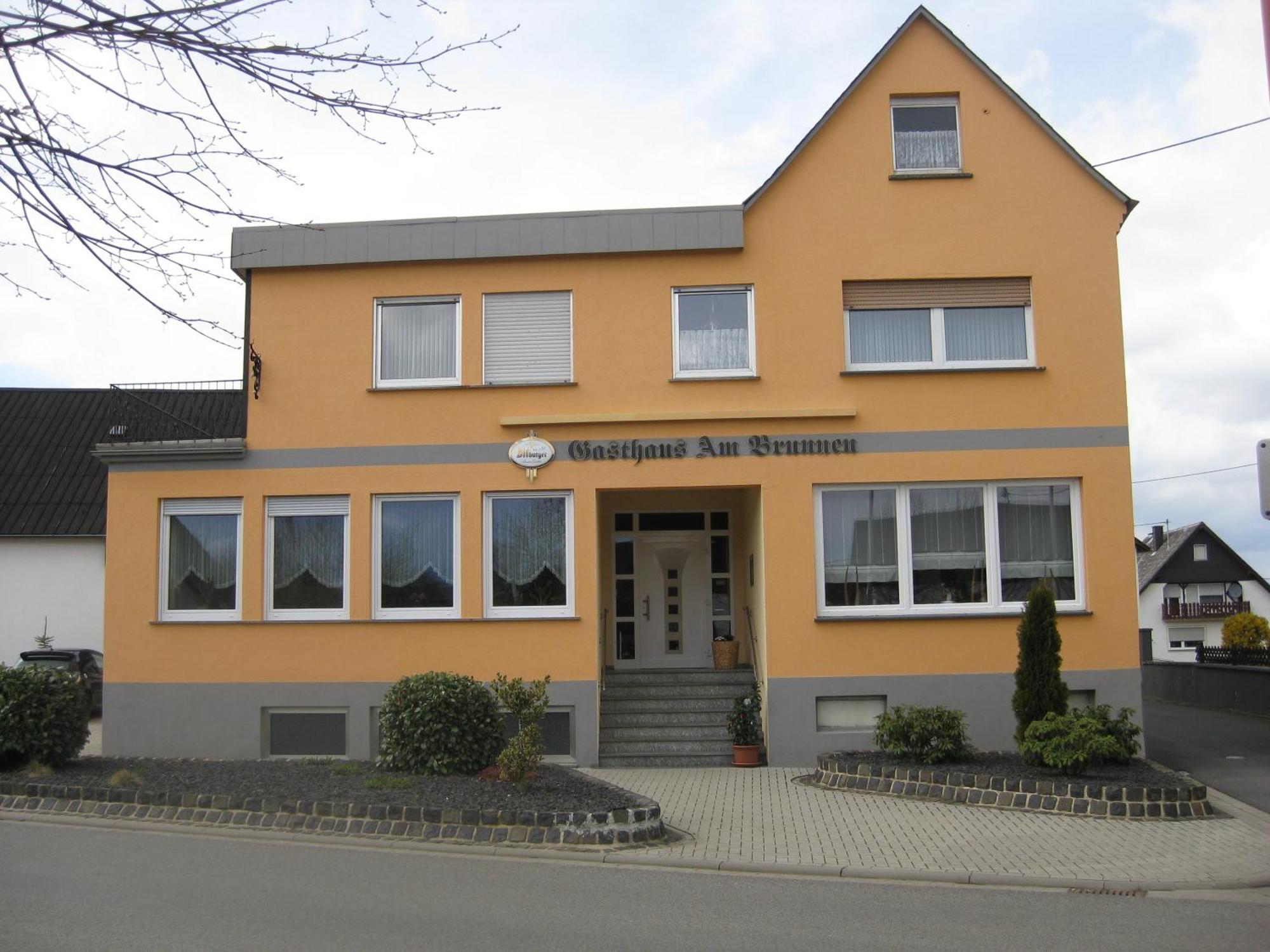 Gasthaus Am Brunnen Illerich Bagian luar foto